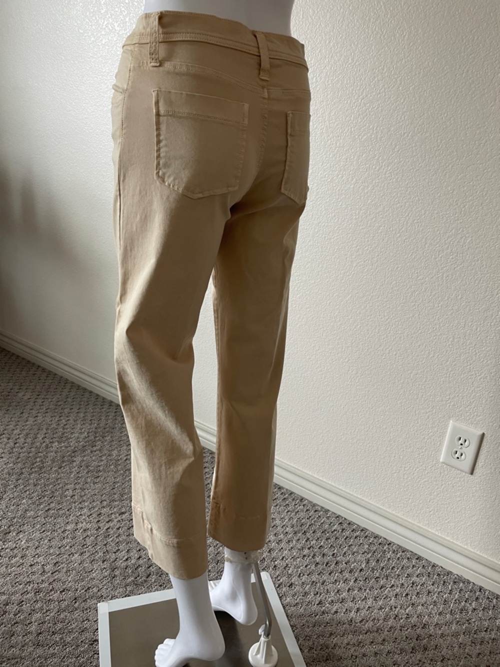 Womens wide leg pants SZ S cream beige cropped cotton Lycra made US